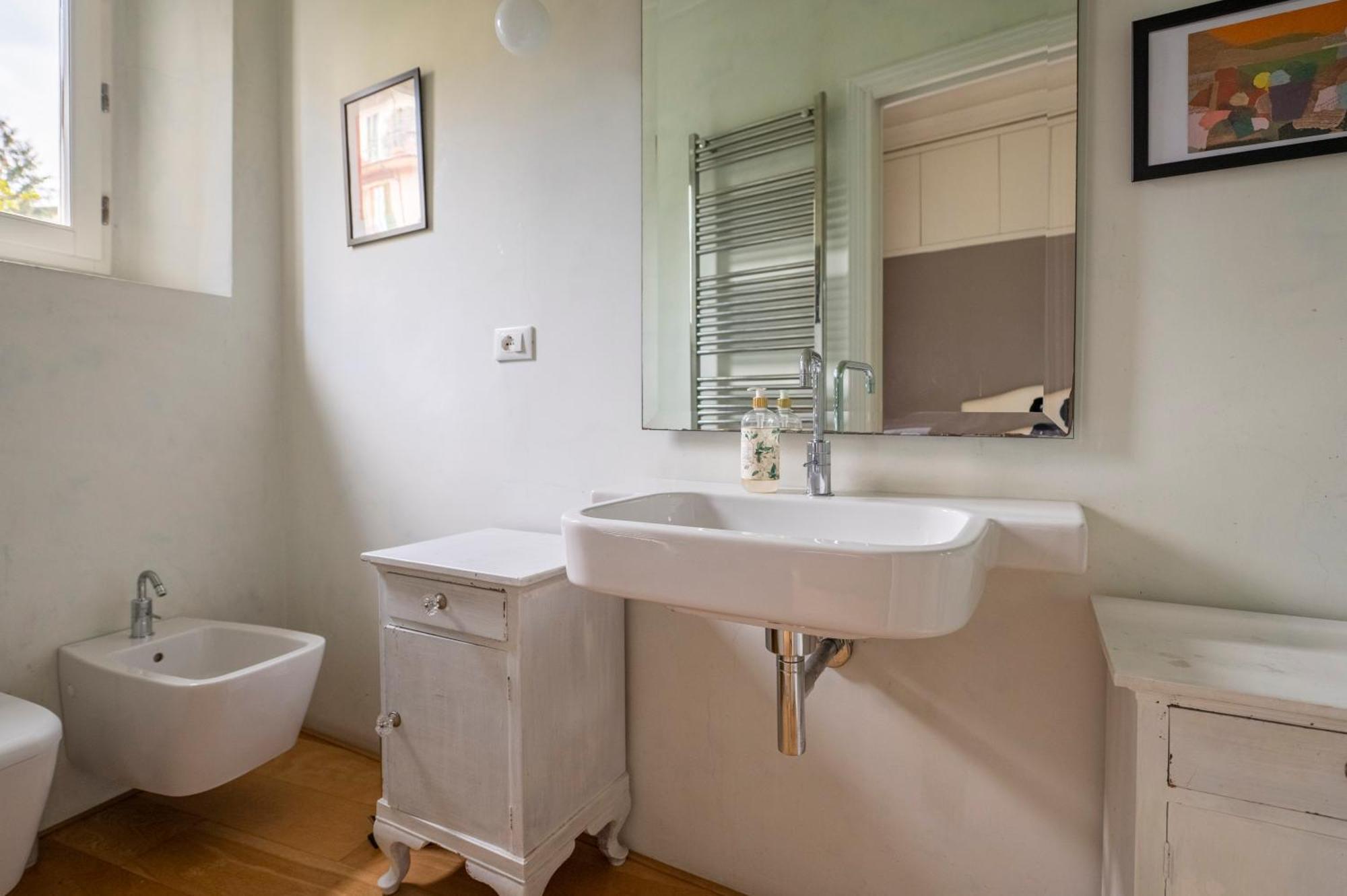 Appartement Boutique With Private And Garden Oasis *